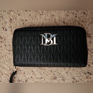 Badgley Mischka Black Quilted Wallet